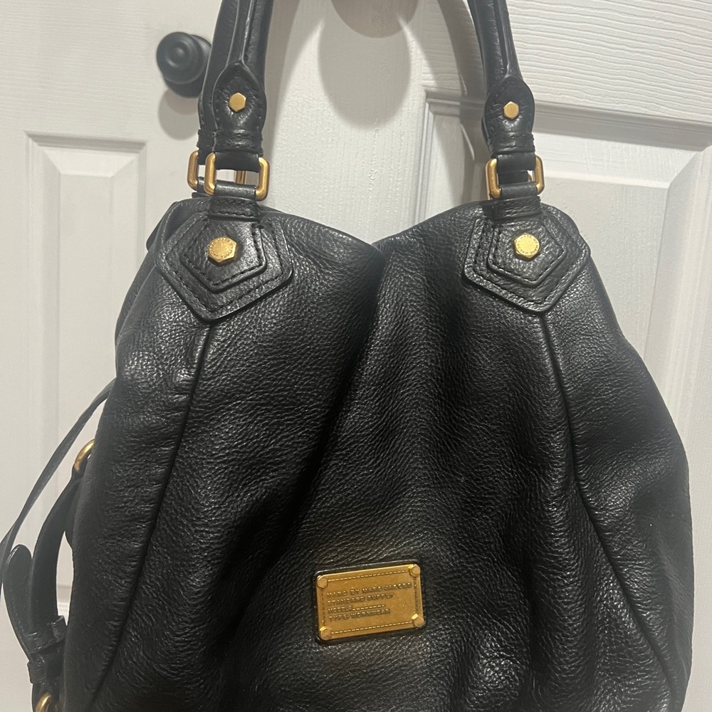 Marc Jacob’s shoulder bag.  Gently used.  Black leather.